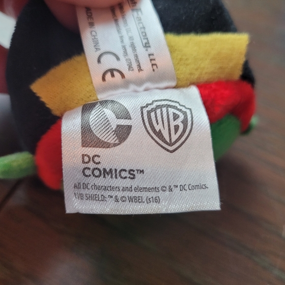 DC Comics Kawaii Cubes 2.25" Plush Batman and Robin - Picture 6 of 13
